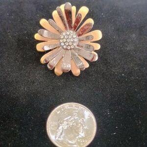 Elegant Gold and Brown Flower Adjustable Ring